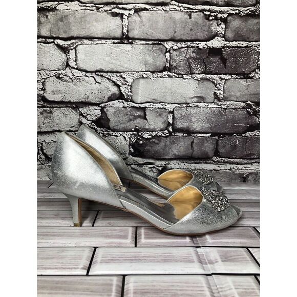 Badgley Mischka Metallic Silver Leather Rhinestone Heels Women’s Sz 6.5M US/37EU - Picture 1 of 16